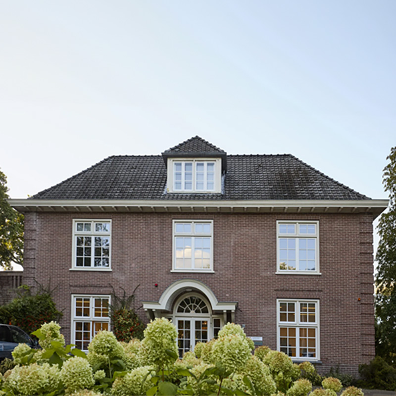 Get in contact with Solutions Centre The Netherlands